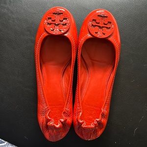 Tory Burch flat like new!